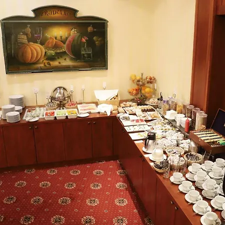 ホテル Sv. Ludmila 4*